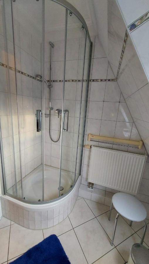 Wiek auf Rügen Ferienwohnung Hafenblick מראה חיצוני תמונה